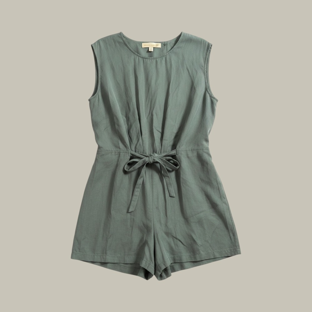 Magnolia South Romper Womens Medium Olive Green Tencel Tie Waist Open Back